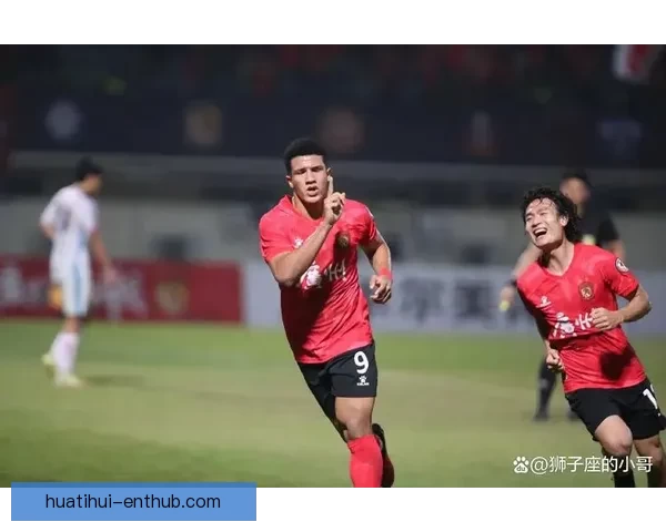 华体会足球引领新潮流 全面解析其崛起之路与未来发展潜力 华体会足球引领新潮流 全面解析其崛起之路与未来发展潜力